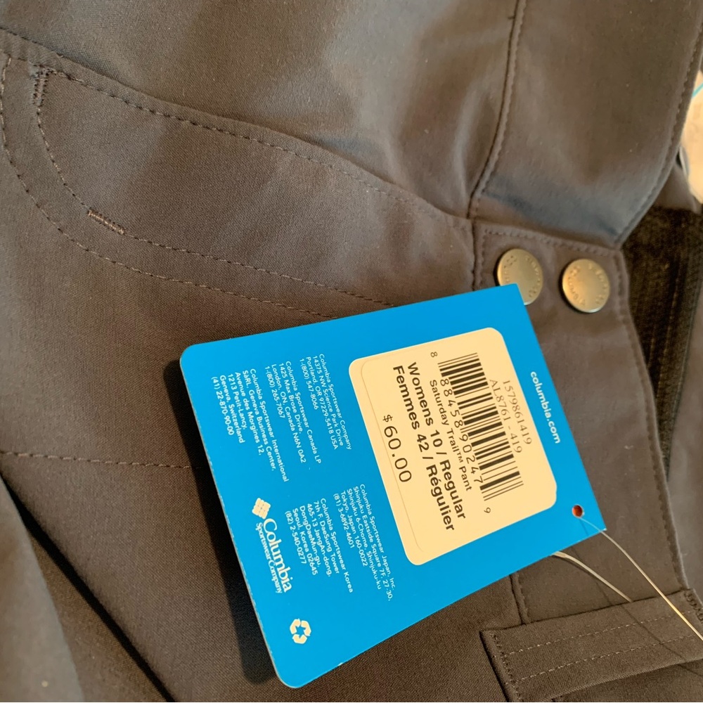 Columbia Women’s Navy Sat.Trail Pant w/Omni-Shield. New with Tags sz 10 MSR-$60